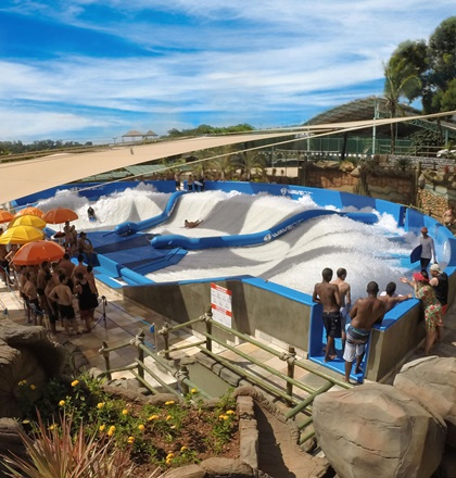 Pista de surf do Thermas dos Laranjais